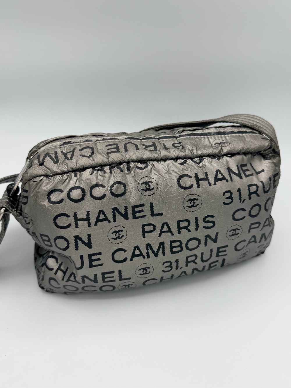 Chanel Camera Bag 31 Rue Cambon / Paris Biarritz graffiti-print shoulder bag